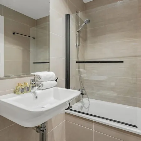 Appartement Vacation I Via Celere, Huge Terrace, Brand New Complex, Close To The Beach, Center *